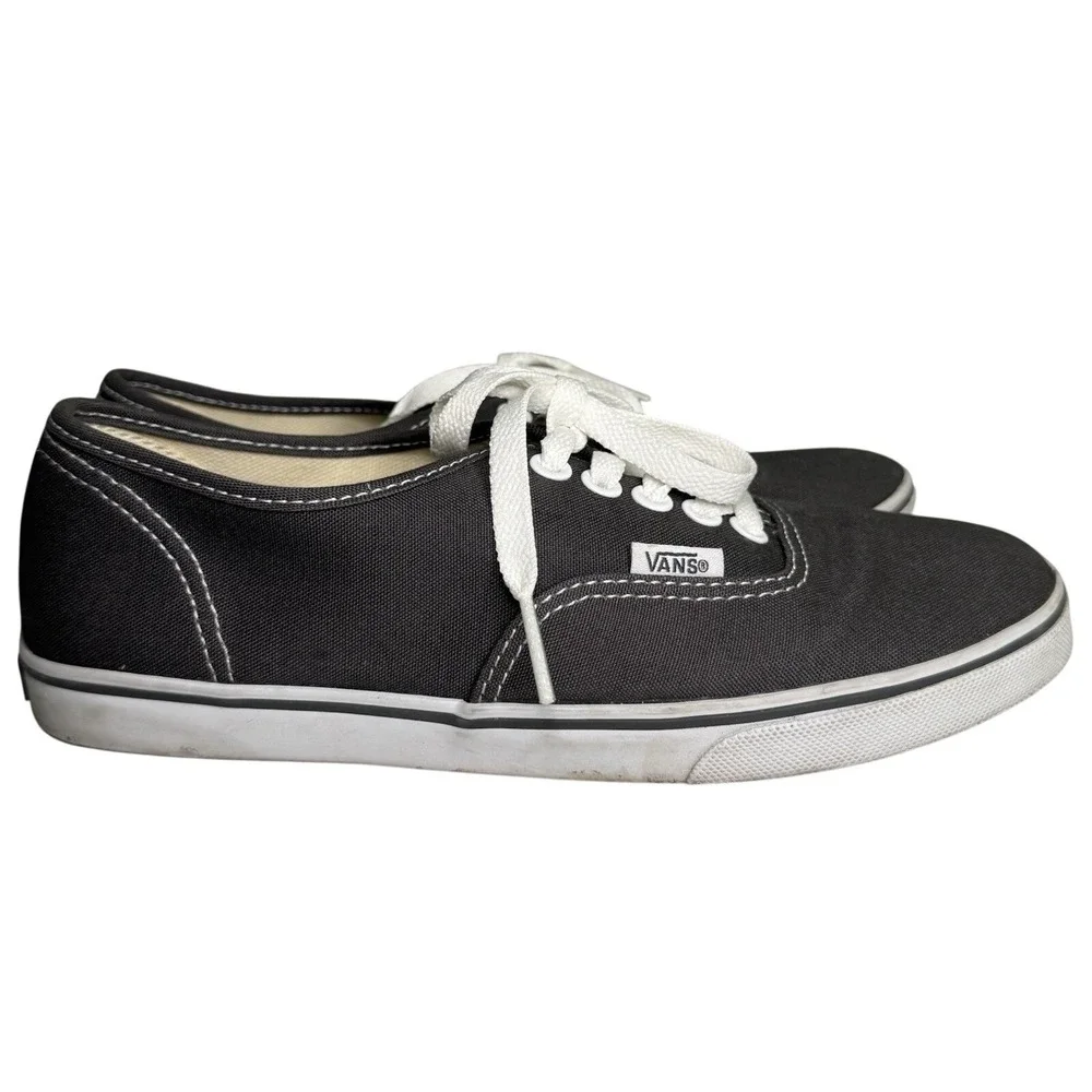 Vans Gray‎ and White Classic Lace Up Women's Sneakers size 6.5